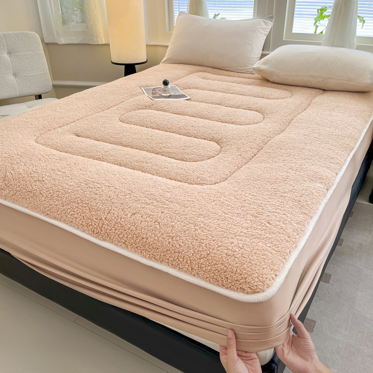 91家纺网 家纺一手货源 找家纺 悠米悠家 2025新款A类羊羔绒夹棉大豆床笠床垫 橘色