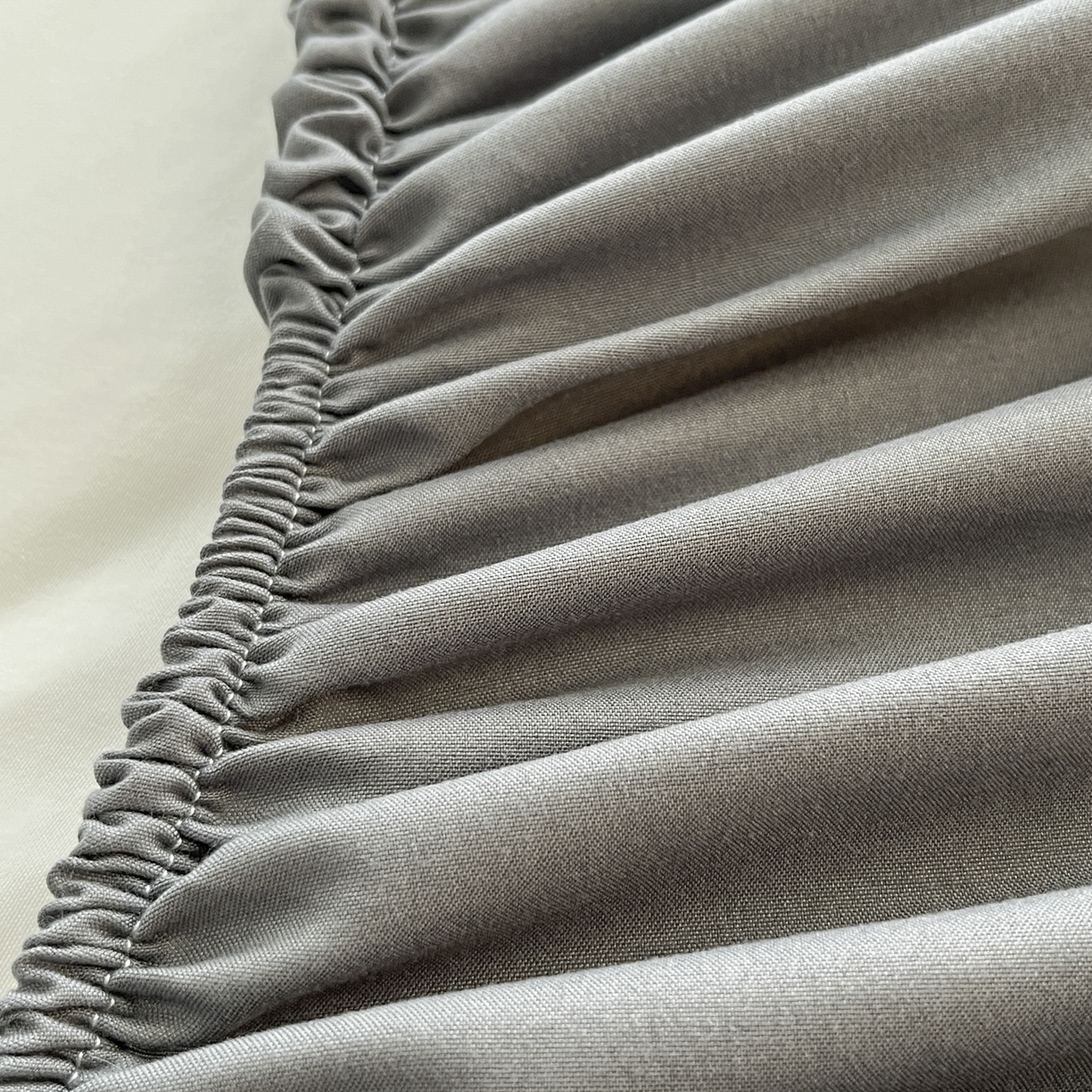 91家纺网 家纺一手货源 找家纺 悠米悠家 2025新款A类羊羔绒夹棉大豆床笠床垫 咖色