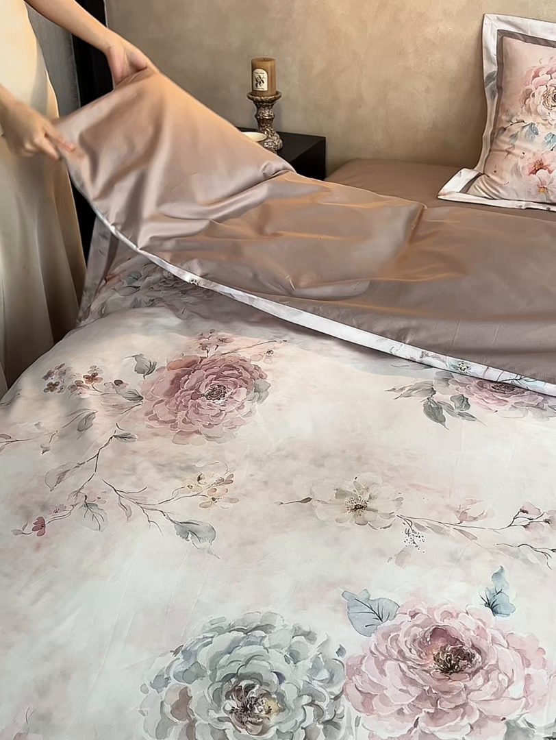 91家纺网 家纺一手货源 找家纺 轩和家居 2025新款70SA类轻奢长绒棉纯棉花四件套正品YKK拉链+精品做工 第一组 云裳