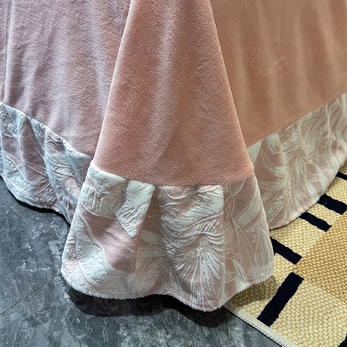 91家纺网 家纺一手货源 找家纺 云玲时尚 2025新款牛奶绒立体雕花兔毛绒包边四件套 仲夏浪漫