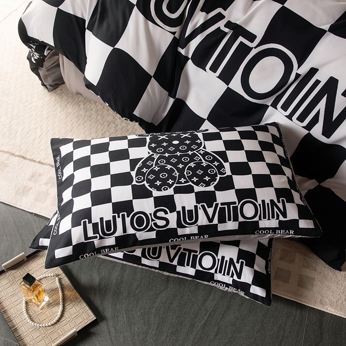 91家纺网 家纺一手货源 找家纺 摩卡（乐趣） 2025新款现代简约四季棉四季款四件套 棋盘格公仔