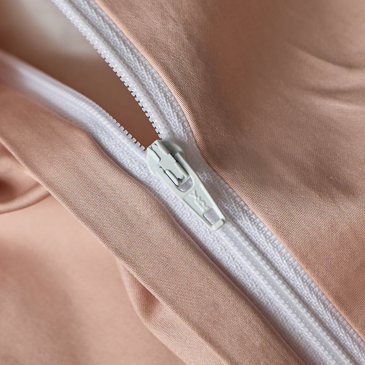 91家纺网 家纺一手货源 找家纺 轩和家居 2025新款70SA类轻奢长绒棉纯棉花四件套正品YKK拉链+精品做工 第一组 伊犁花甸