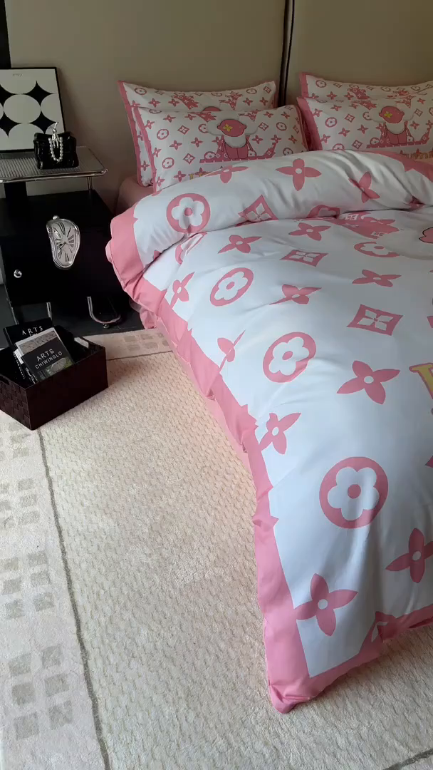 91家纺网 家纺一手货源 找家纺 摩卡（乐趣） 2025新款现代简约四季棉四季款四件套 太阳花粉