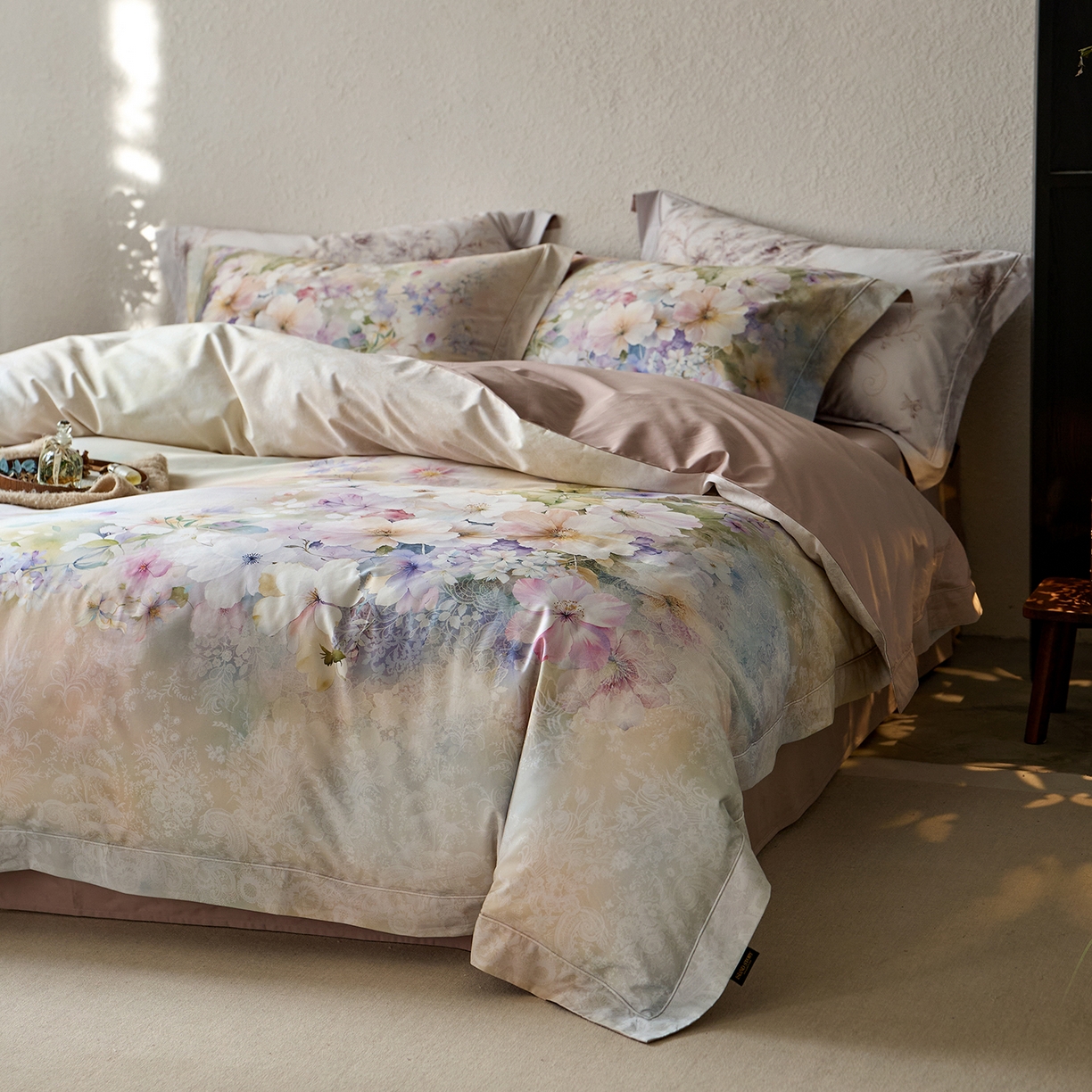 91家纺网 家纺一手货源 找家纺 轩和家居 2025新款70SA类轻奢长绒棉纯棉花四件套正品YKK拉链+精品做工 第一组 安娜花园