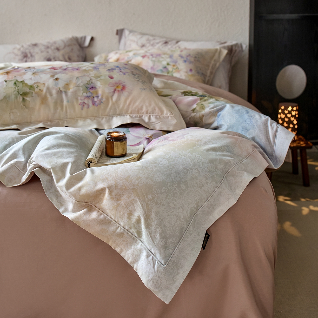 91家纺网 家纺一手货源 找家纺 轩和家居 2025新款70SA类轻奢长绒棉纯棉花四件套正品YKK拉链+精品做工 第一组 安娜花园