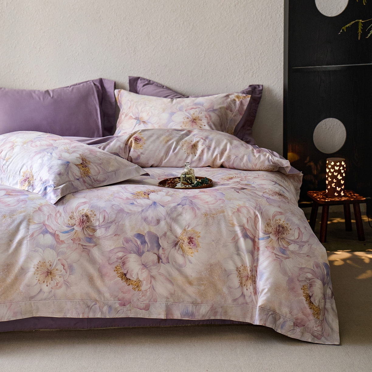 91家纺网 家纺一手货源 找家纺 轩和家居 2025新款70SA类轻奢长绒棉纯棉花四件套正品YKK拉链+精品做工 第一组 风吟花事