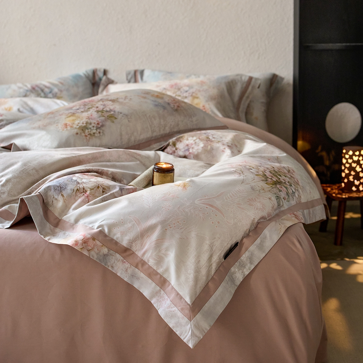 91家纺网 家纺一手货源 找家纺 轩和家居 2025新款70SA类轻奢长绒棉纯棉花四件套正品YKK拉链+精品做工 第一组 花序诗人