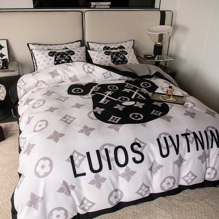 91家纺网 家纺一手货源 找家纺 摩卡（乐趣） 2025新款现代简约四季棉四季款四件套 熊头白