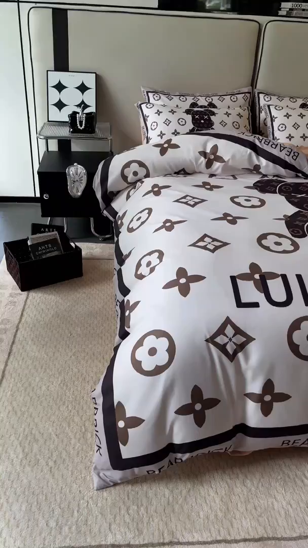 91家纺网 家纺一手货源 找家纺 摩卡（乐趣） 2025新款现代简约四季棉四季款四件套 熊仔咖