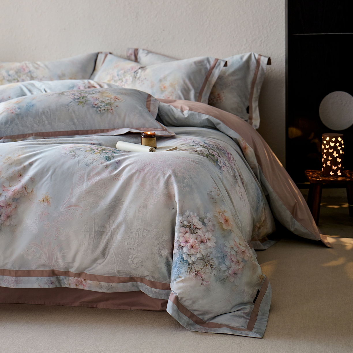 91家纺网 家纺一手货源 找家纺 轩和家居 2025新款70SA类轻奢长绒棉纯棉花四件套正品YKK拉链+精品做工 第一组 绿野花颂