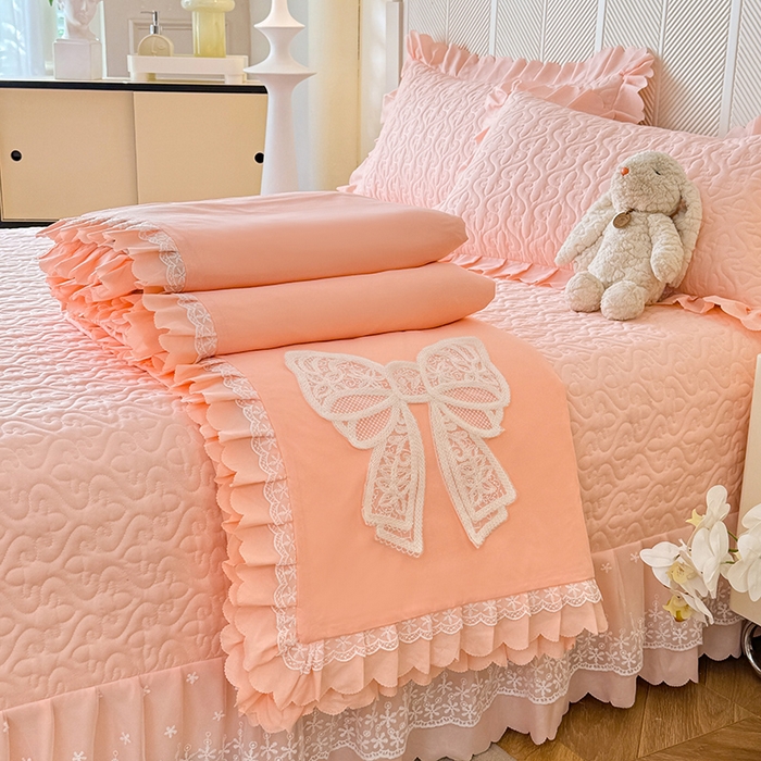 91家纺网 家纺一手货源 找家纺 后庭寝室 2025新款法式公主风亲肤床盖四件套-蝶恋系列 蝶恋-玉色