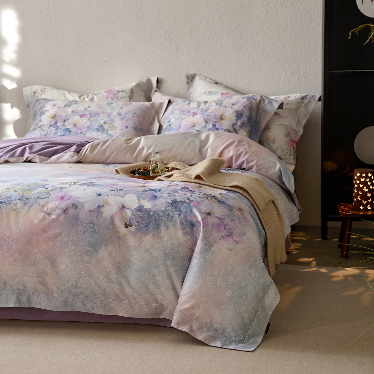 91家纺网 家纺一手货源 找家纺 轩和家居 2025新款70SA类轻奢长绒棉纯棉花四件套正品YKK拉链+精品做工 第一组 若影花梦