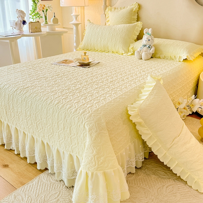 91家纺网 家纺一手货源 找家纺 后庭寝室 2025新款法式公主风亲肤床盖四件套-蝶恋系列 蝶恋-米色