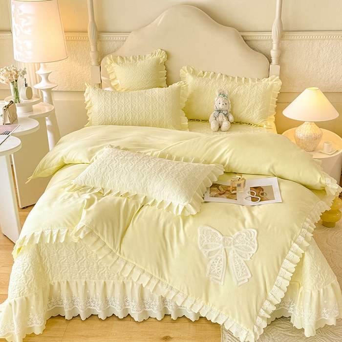 91家纺网 家纺一手货源 找家纺 后庭寝室 2025新款法式公主风亲肤床盖四件套-蝶恋系列 蝶恋-米色