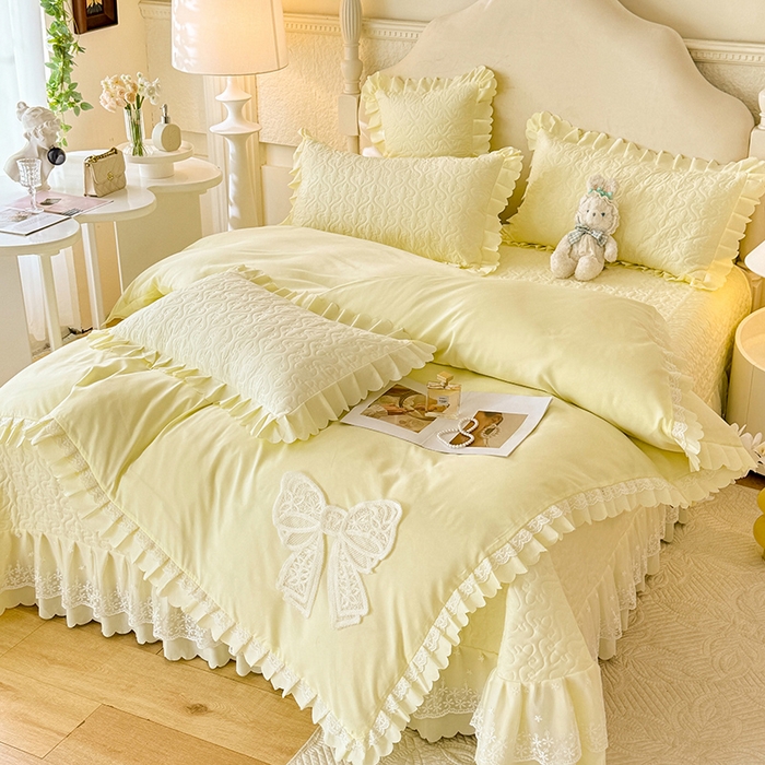 91家纺网 家纺一手货源 找家纺 后庭寝室 2025新款法式公主风亲肤床盖四件套-蝶恋系列 蝶恋-米色