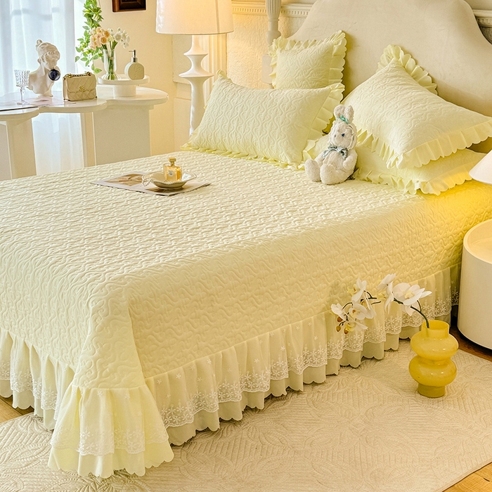 91家纺网 家纺一手货源 找家纺 后庭寝室 2025新款法式公主风亲肤床盖四件套-蝶恋系列 蝶恋-米色