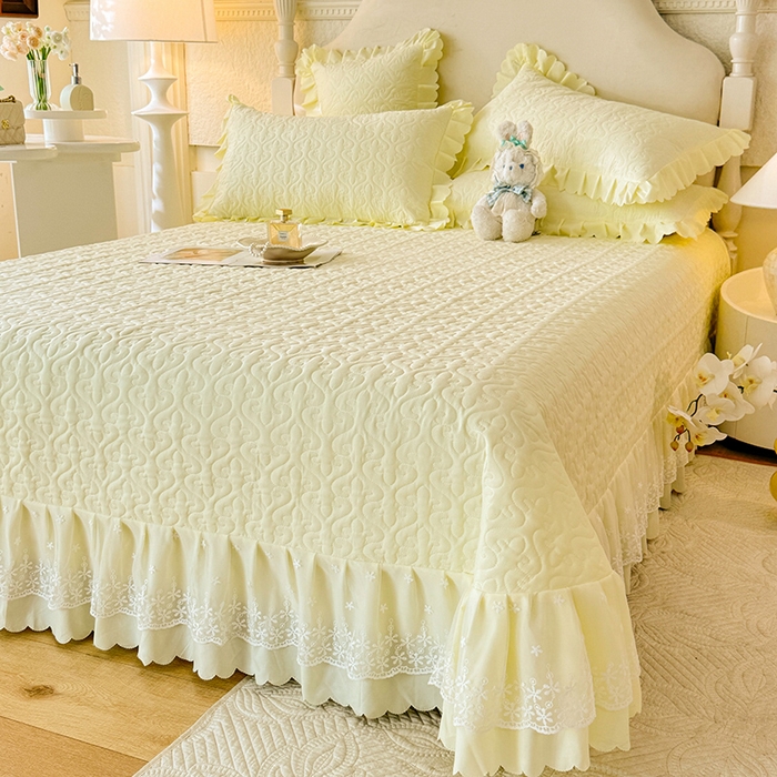 91家纺网 家纺一手货源 找家纺 后庭寝室 2025新款法式公主风亲肤床盖四件套-蝶恋系列 蝶恋-米色