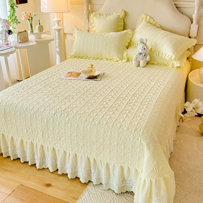 91家纺网 家纺一手货源 找家纺 后庭寝室 2025新款法式公主风亲肤床盖四件套-蝶恋系列 蝶恋-米色