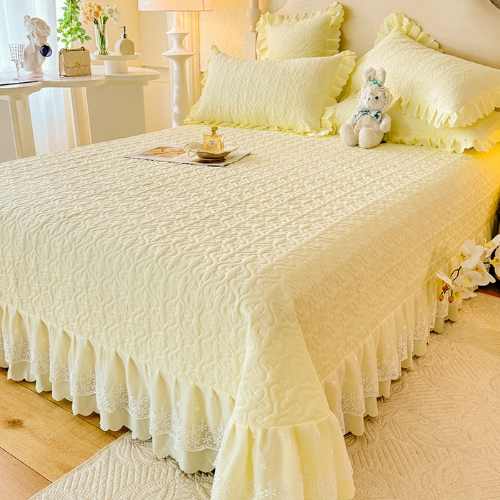 91家纺网 家纺一手货源 找家纺 后庭寝室 2025新款法式公主风亲肤床盖四件套-蝶恋系列 蝶恋-米色