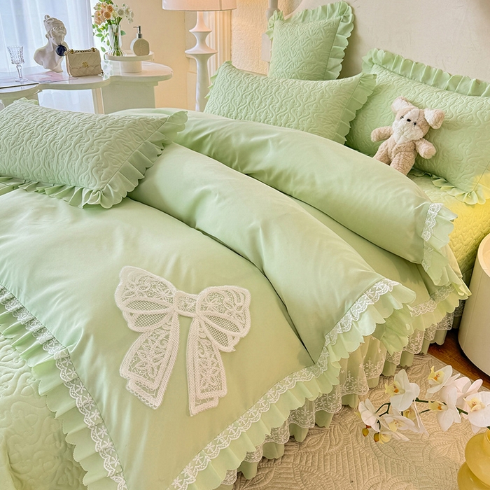 91家纺网 家纺一手货源 找家纺 后庭寝室 2025新款法式公主风亲肤床盖四件套-蝶恋系列 蝶恋-嫩绿