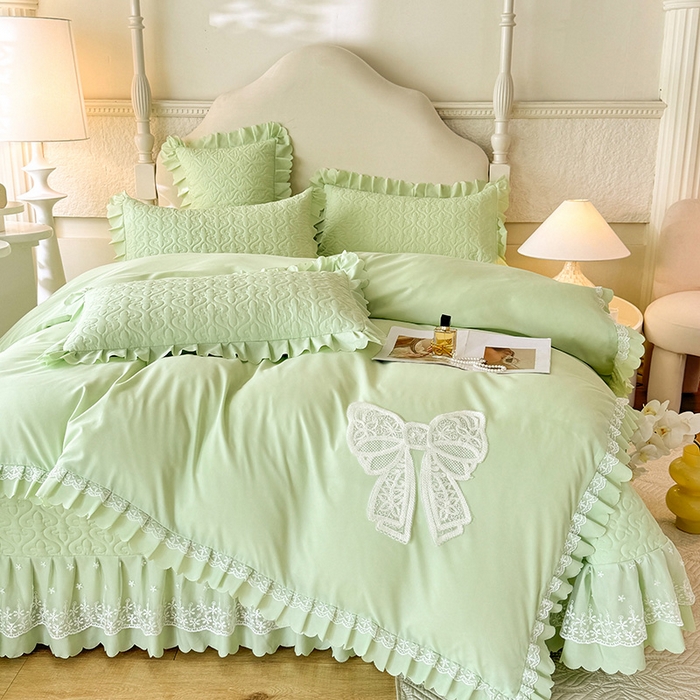 91家纺网 家纺一手货源 找家纺 后庭寝室 2025新款法式公主风亲肤床盖四件套-蝶恋系列 蝶恋-嫩绿