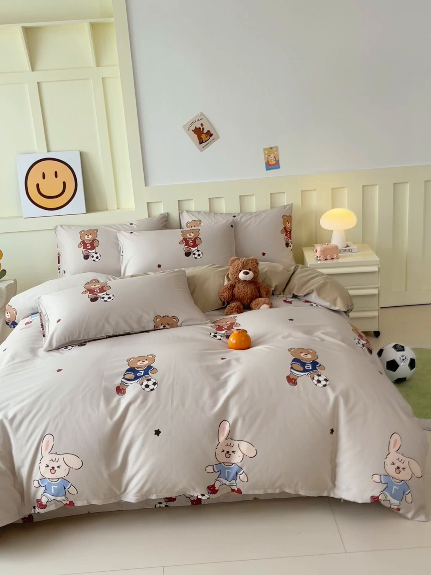 91家纺网 家纺一手货源 找家纺 金鑫汇家纺 2025新款A类全棉纯棉印花大床图四件套 友谊足球