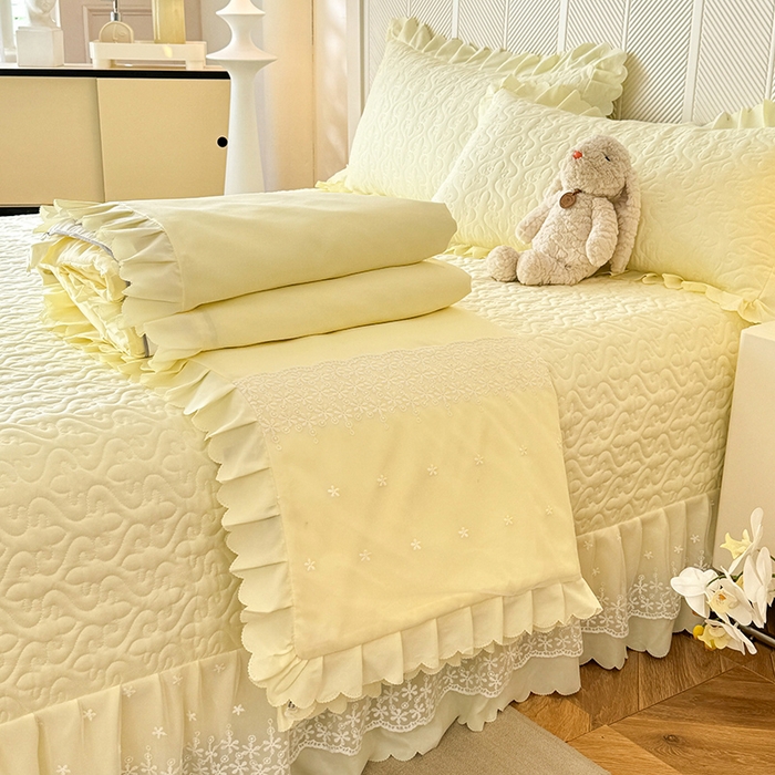 91家纺网 家纺一手货源 找家纺 （总）后庭寝室 2025新款法式公主风亲肤床盖四件套-满天星系列