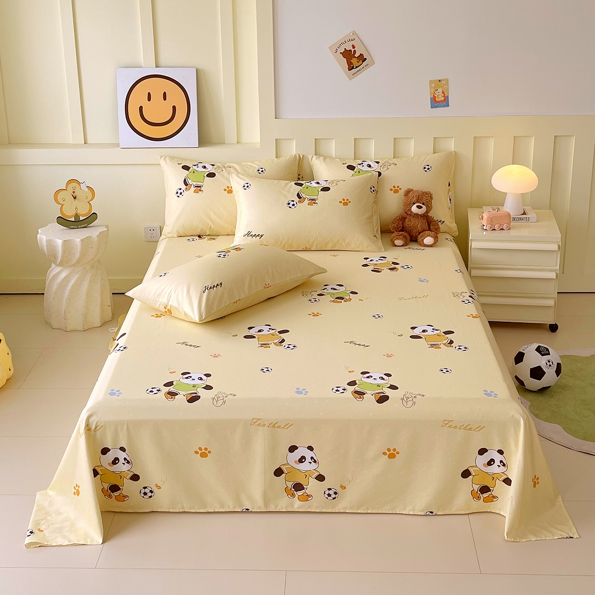 91家纺网 家纺一手货源 找家纺 金鑫汇家纺 2025新款A类全棉纯棉印花大床图四件套 足球争霸赛-黄