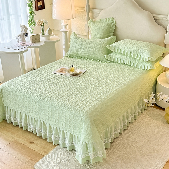 91家纺网 家纺一手货源 找家纺 后庭寝室 2025新款法式公主风亲肤床盖四件套-满天星系列 满天星-嫩绿