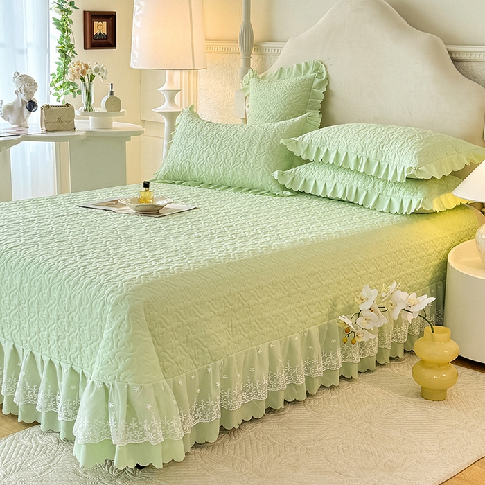 91家纺网 家纺一手货源 找家纺 后庭寝室 2025新款法式公主风亲肤床盖四件套-满天星系列 满天星-嫩绿