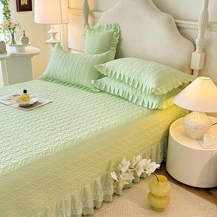 91家纺网 家纺一手货源 找家纺 后庭寝室 2025新款法式公主风亲肤床盖四件套-满天星系列 满天星-嫩绿