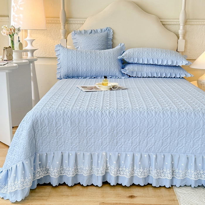 91家纺网 家纺一手货源 找家纺 后庭寝室 2025新款法式公主风亲肤床盖四件套-满天星系列 满天星-浅蓝