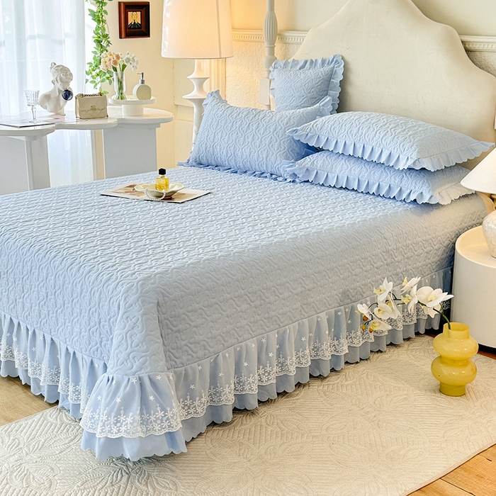 91家纺网 家纺一手货源 找家纺 后庭寝室 2025新款法式公主风亲肤床盖四件套-满天星系列 满天星-浅蓝