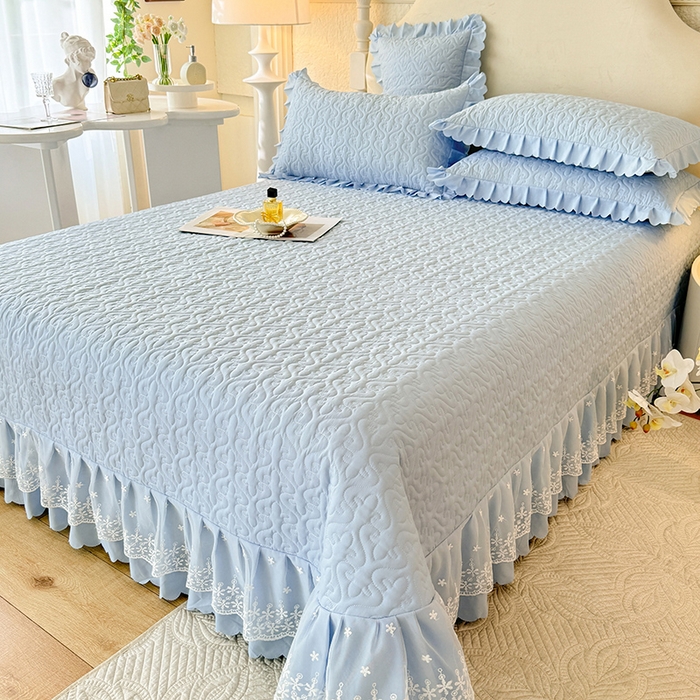 91家纺网 家纺一手货源 找家纺 后庭寝室 2025新款法式公主风亲肤床盖四件套-满天星系列 满天星-浅蓝