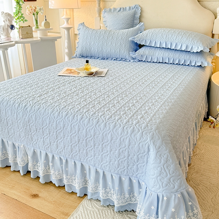 91家纺网 家纺一手货源 找家纺 后庭寝室 2025新款法式公主风亲肤床盖四件套-满天星系列 满天星-浅蓝