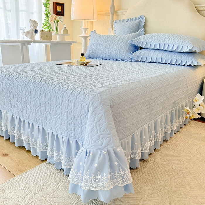 91家纺网 家纺一手货源 找家纺 后庭寝室 2025新款法式公主风亲肤床盖四件套-满天星系列 满天星-浅蓝