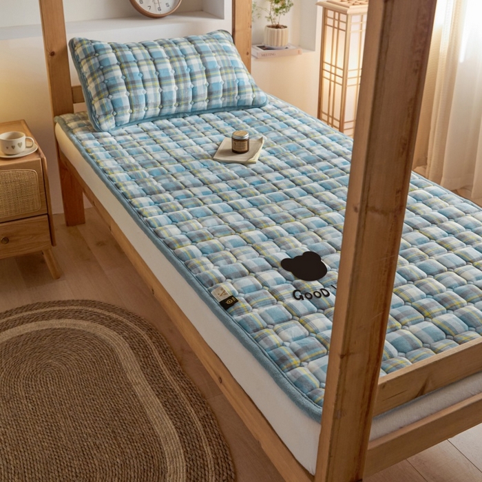 91家纺网 家纺一手货源 找家纺 （总）爱屋及屋 2025加厚牛奶绒格子床垫软垫加绒加厚床褥垫床护垫铺底毛绒垫子【200g填充】