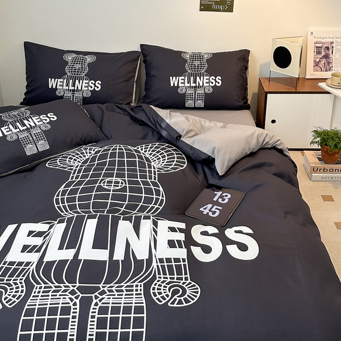 91家纺网 家纺一手货源 找家纺 摩卡（乐趣） 2025新款现代简约网红款四季棉四件套 机器熊