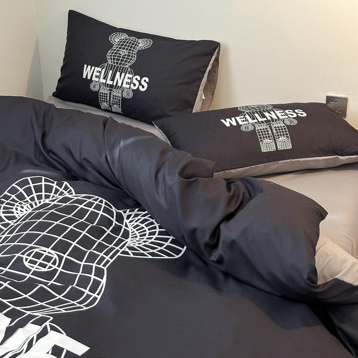 91家纺网 家纺一手货源 找家纺 摩卡（乐趣） 2025新款现代简约网红款四季棉四件套 机器熊