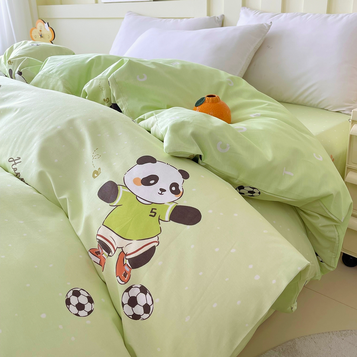 91家纺网 家纺一手货源 找家纺 金鑫汇家纺 2025新款A类全棉纯棉印花大床图单被套 被套单件 足球争霸赛·绿