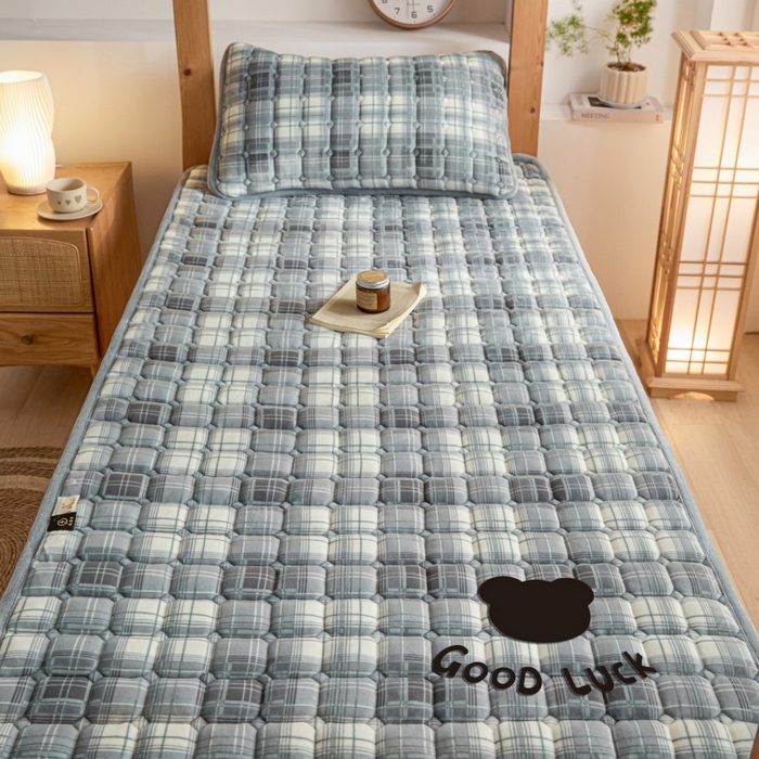 91家纺网 家纺一手货源 找家纺 爱屋及屋 2025新款无印风牛奶绒床护垫-学生床 牛奶绒- 光年灰