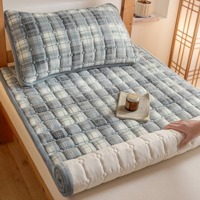 91家纺网 家纺一手货源 找家纺 爱屋及屋 2025新款无印风牛奶绒床护垫-学生床 牛奶绒- 光年灰