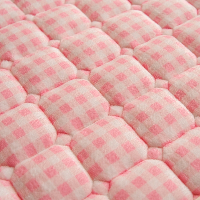 91家纺网 家纺一手货源 找家纺 爱屋及屋 2025新款无印风牛奶绒床护垫-学生床 牛奶绒-粉小格