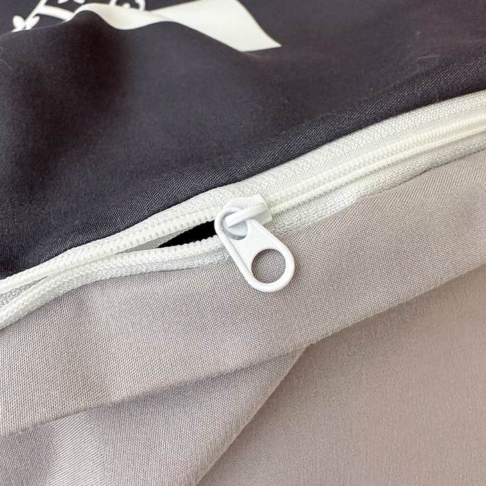 91家纺网 家纺一手货源 找家纺 摩卡（乐趣） 2025新款现代简约网红款四季棉四件套 棋盘格公仔