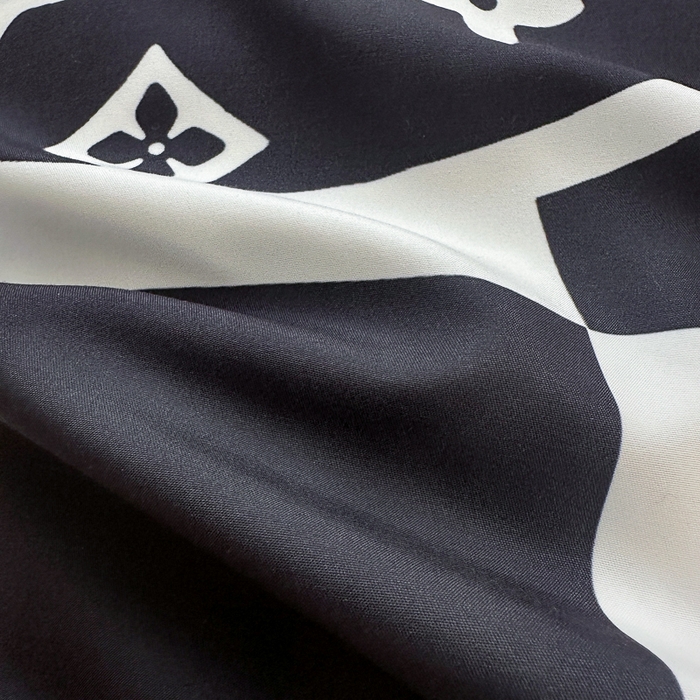 91家纺网 家纺一手货源 找家纺 摩卡（乐趣） 2025新款现代简约网红款四季棉四件套 棋盘格公仔