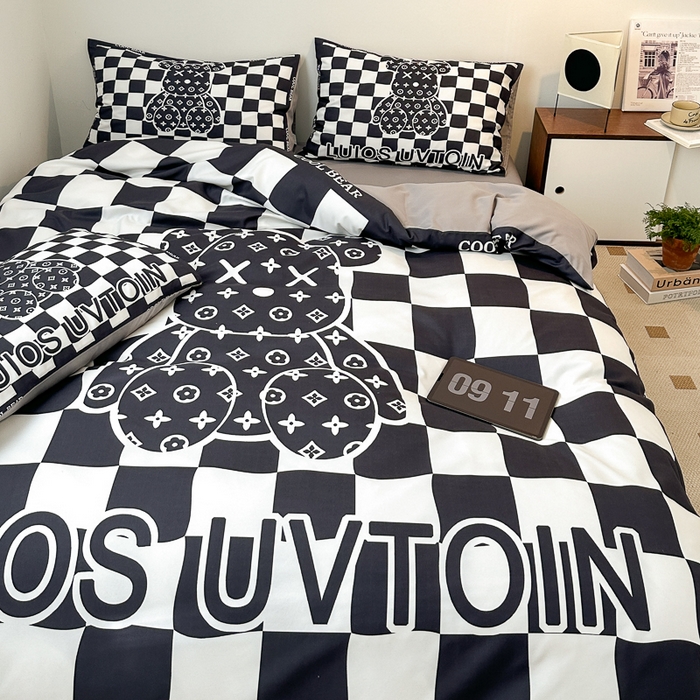 91家纺网 家纺一手货源 找家纺 摩卡（乐趣） 2025新款现代简约网红款四季棉四件套 棋盘格公仔