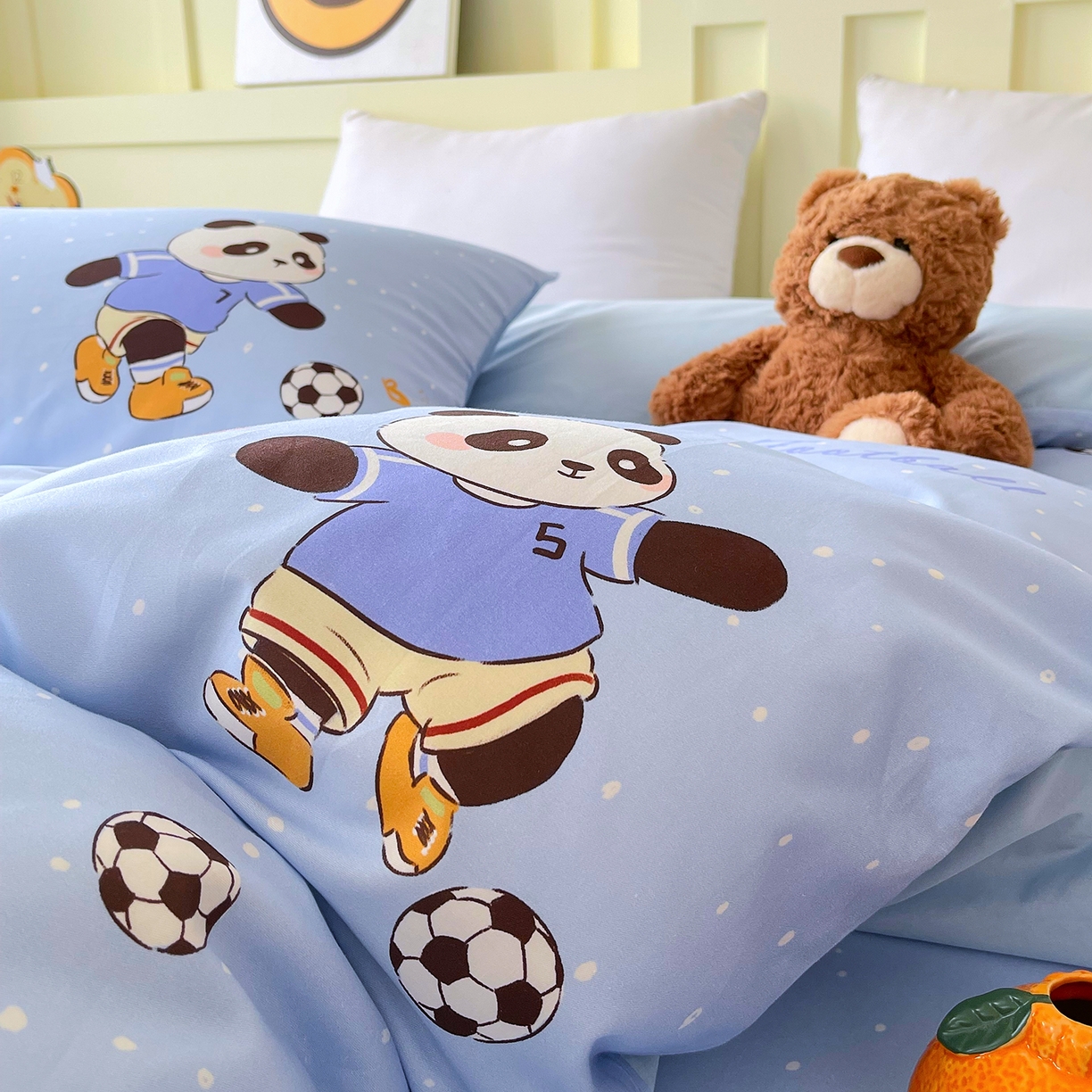 91家纺网 家纺一手货源 找家纺 金鑫汇家纺 2025新款A类全棉纯棉印花大床图单被套 被套单件 足球争霸赛-蓝