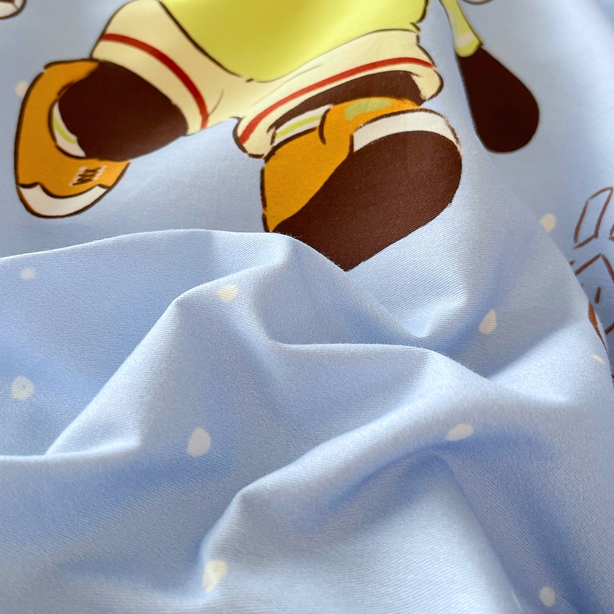 91家纺网 家纺一手货源 找家纺 金鑫汇家纺 2025新款A类全棉纯棉印花大床图单床单 床单单件 足球争霸赛-蓝