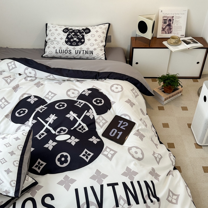 91家纺网 家纺一手货源 找家纺 摩卡（乐趣） 2025新款现代简约网红款四季棉四件套 熊头白