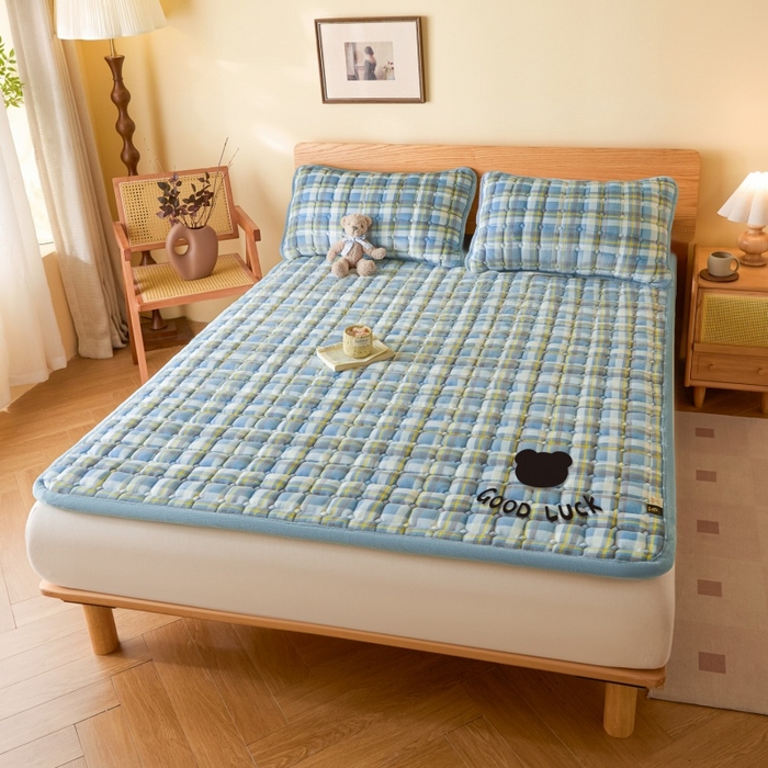 91家纺网 家纺一手货源 找家纺 （总）爱屋及屋 2025加厚牛奶绒格子床垫软垫加绒加厚床褥垫床护垫铺底毛绒垫子【200g填充】